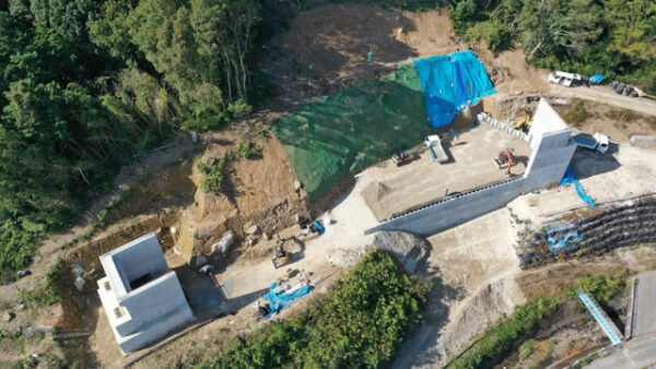 池上インター線Cランプ橋道路改良外工事